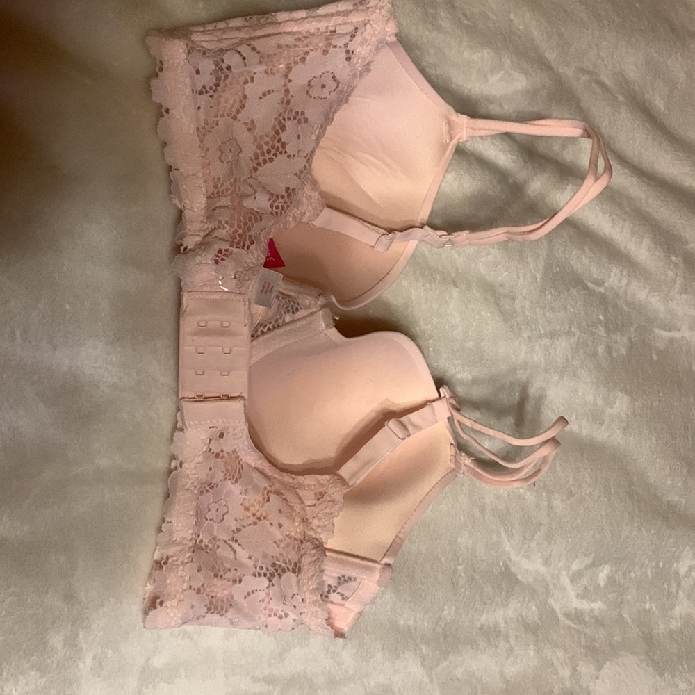 Bra - Picture 2 of 3